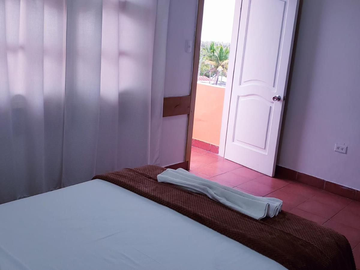 Hotel Crossman Пуэрто-Айора Экстерьер фото
