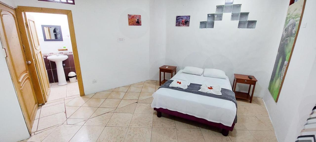 Hotel Crossman Пуэрто-Айора Экстерьер фото