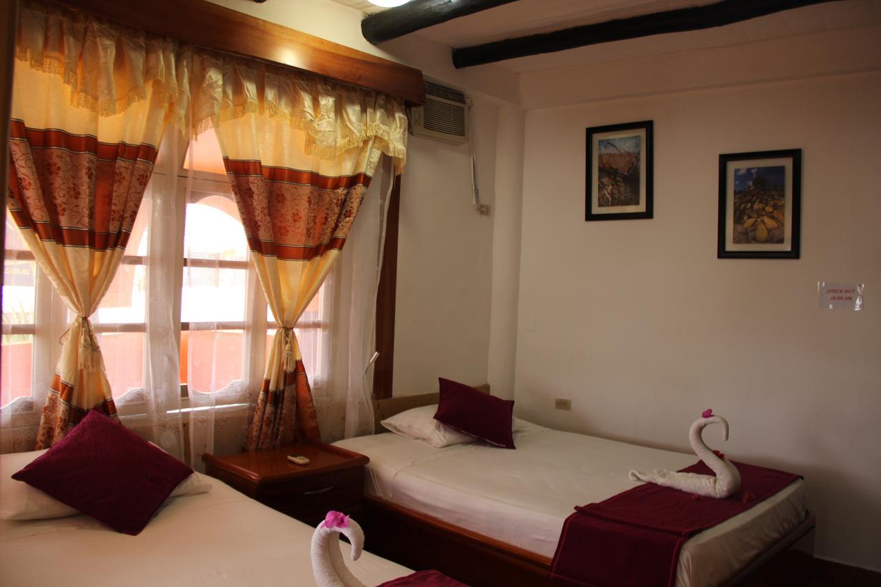 Hotel Crossman Пуэрто-Айора Экстерьер фото