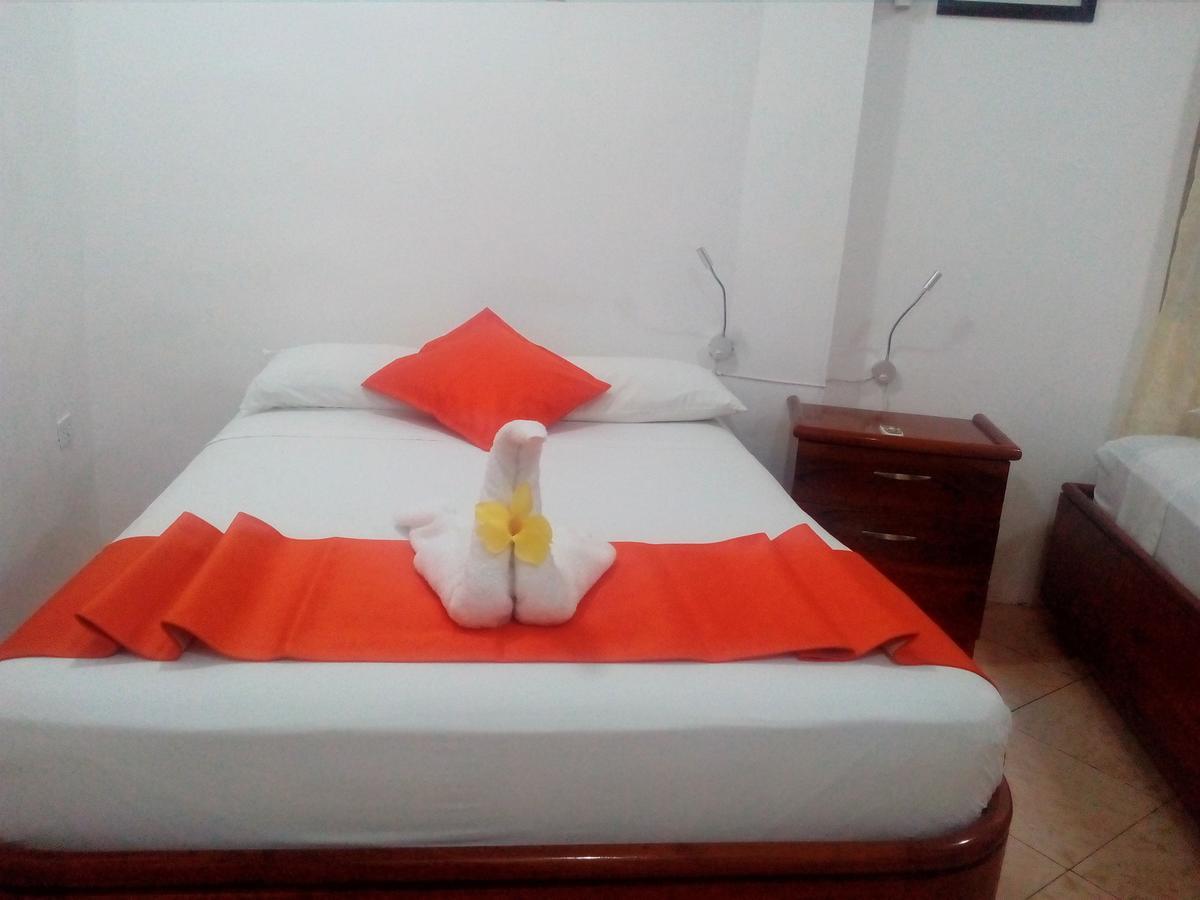 Hotel Crossman Пуэрто-Айора Экстерьер фото